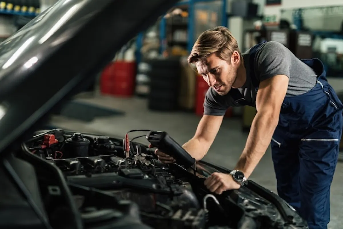 Motor arıza lambası için bilgisayarlı arıza tespiti